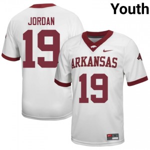Antonio Jordan #19 Arkansas Razorbacks Jersey | Elite Thread White University Football Youth Stitched 22843148